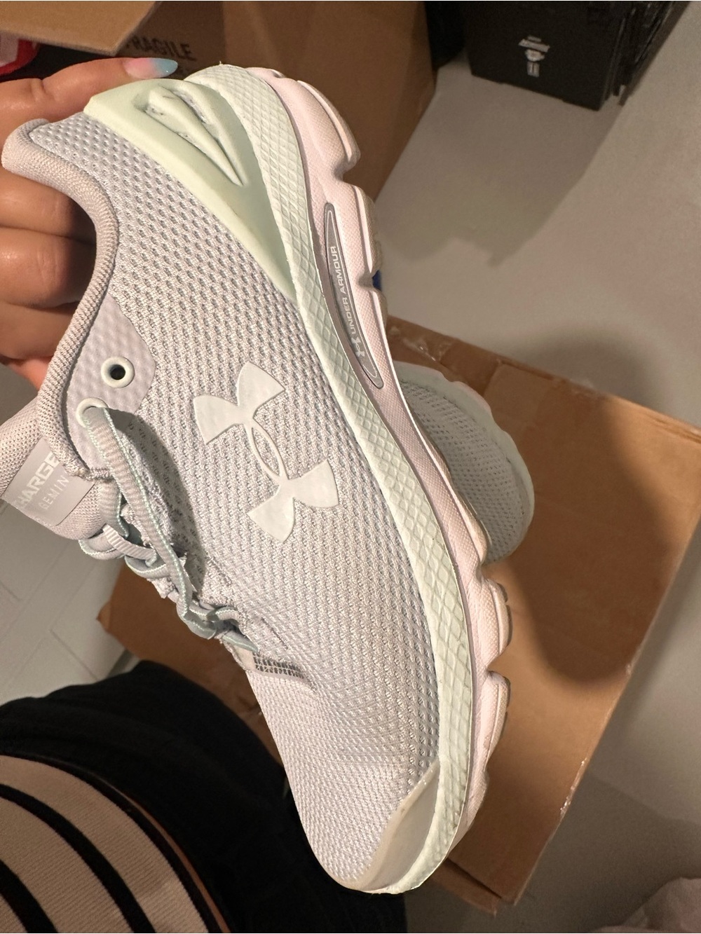 Under Armour Women’s Lightweight Sneakers - Picture 6 of 6